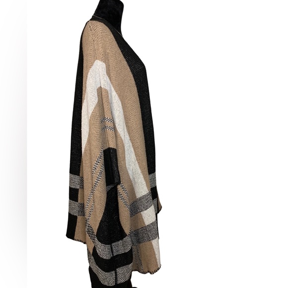 CHIC SOUL Cabin Cutie Cardigan/Poncho - Size XL - Picture 4 of 5